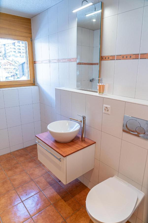 Vrony Apartments By Hotel Walliserhof Zermatt Ngoại thất bức ảnh